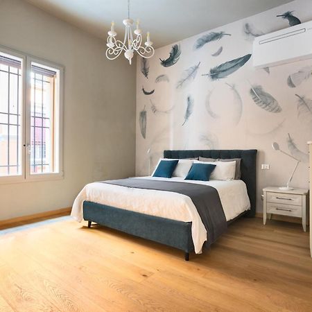 בולוניה Central And Comfy Apartment Free Netflix And Disney Plus מראה חיצוני תמונה